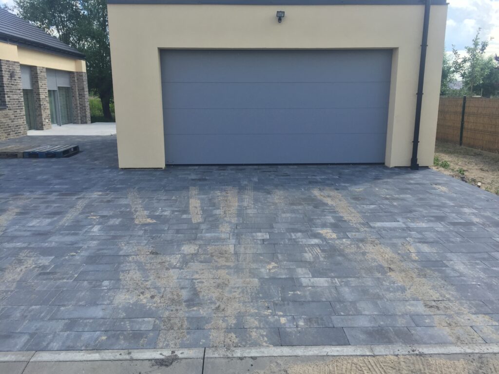 brukarstwo szczecin i okolice - podjazd pod garaz